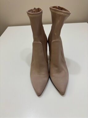 Dolce Vita Pointed-Toe Sock Booties - Taupe 🤎